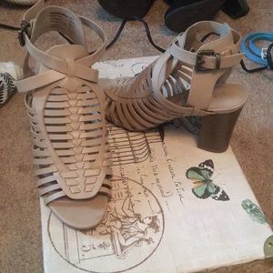 Cute open toe strapped booties